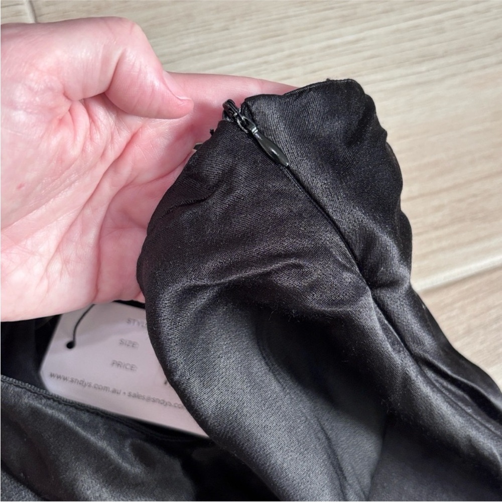 NWT SNDYS x REVOLVE Angel Strapless Satin Midi Dress in Black - Picture 4 of 8